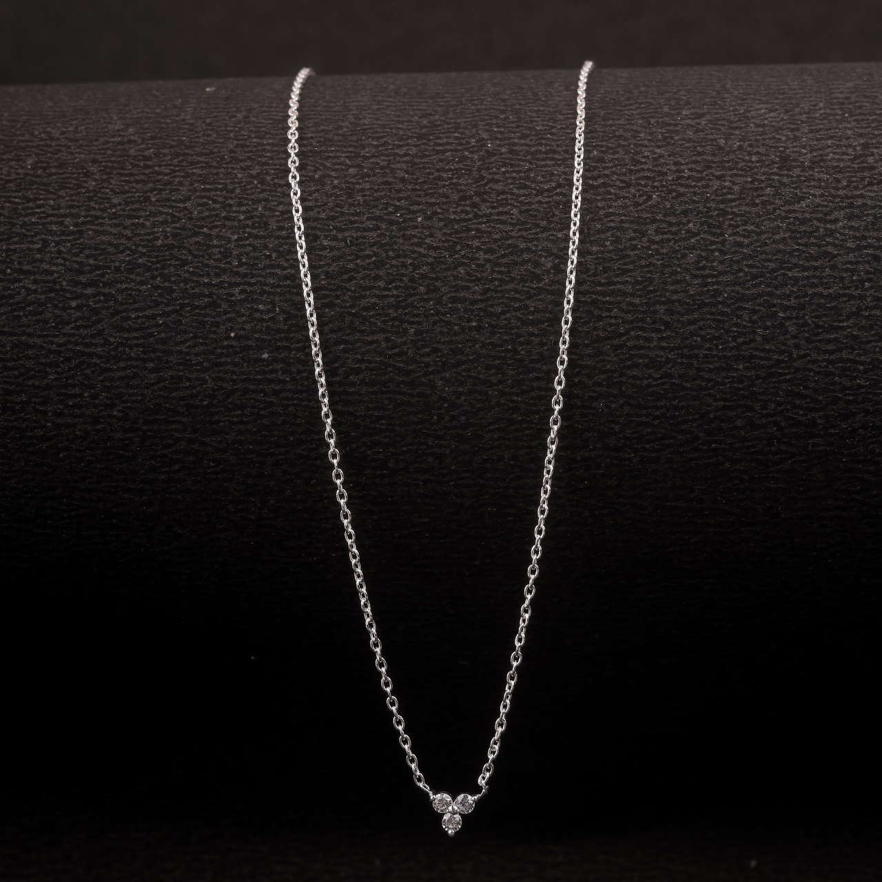 Elariss Trinity Necklace