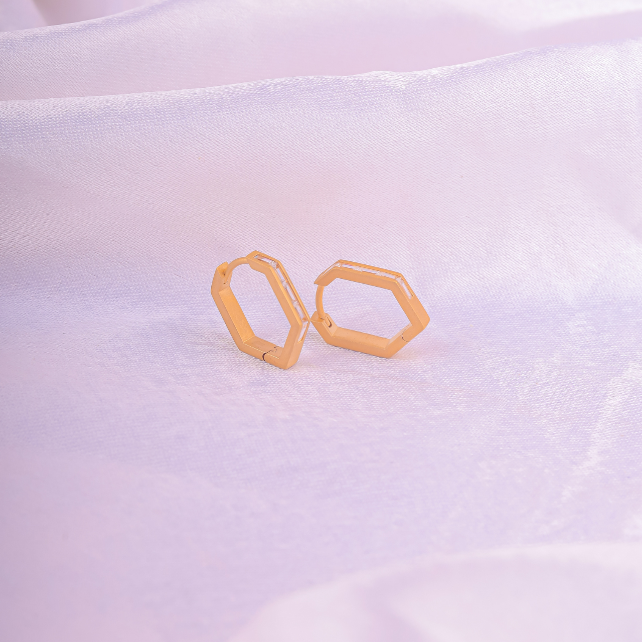 Elariss Facet Earring