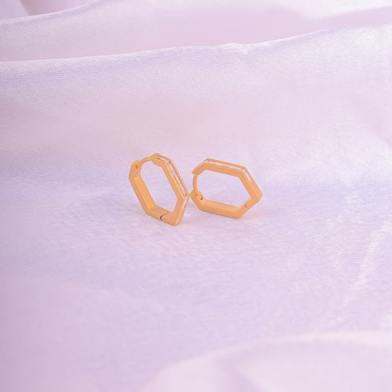Elariss Facet Earring