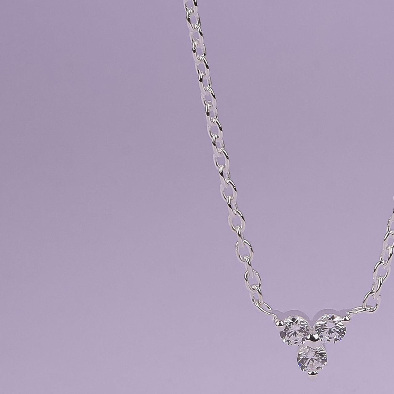 Elariss Trinity Necklace