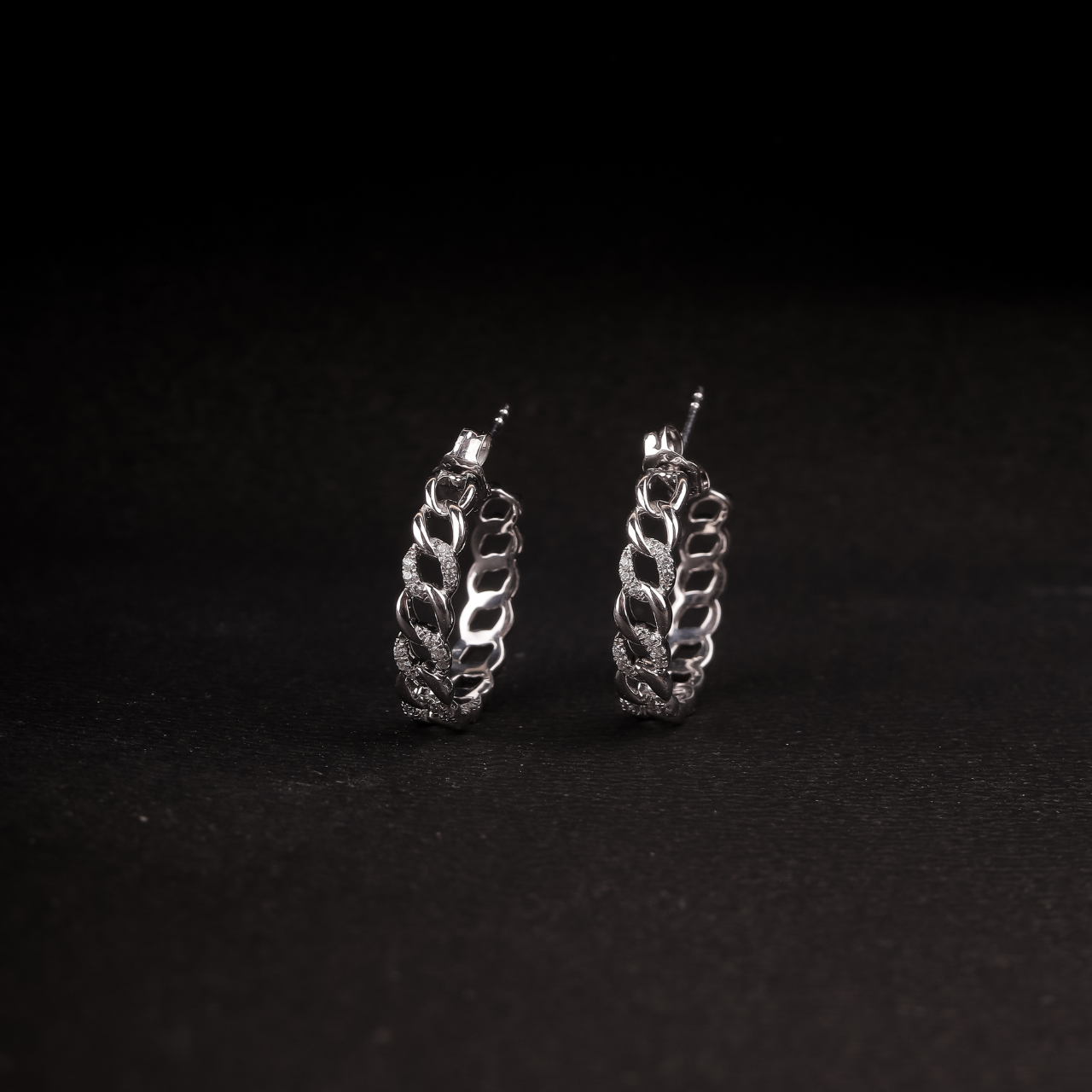 Elariss Interlink Earrings