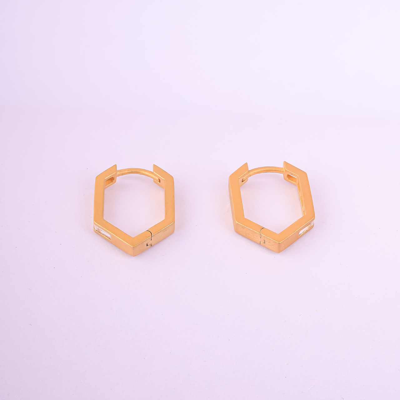Elariss Facet Earring