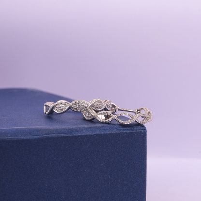 Elariss Aria Earring