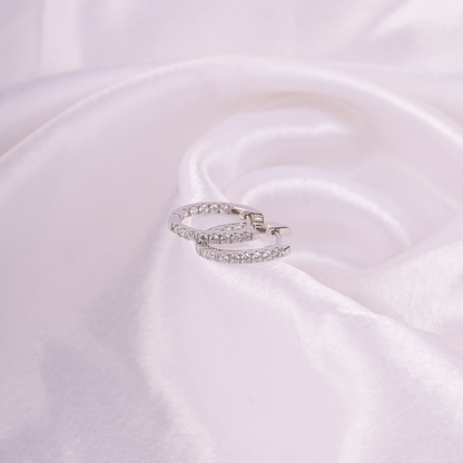 Elariss Oval Huggie Earring